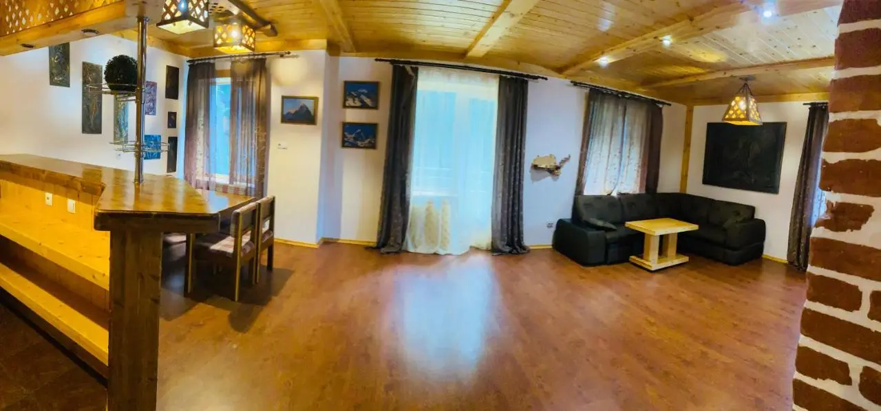Домбай: Indeyskaya Apartment