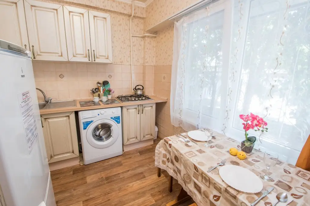Сочи: Uyutnaya Kvartira V Sochi Apartments