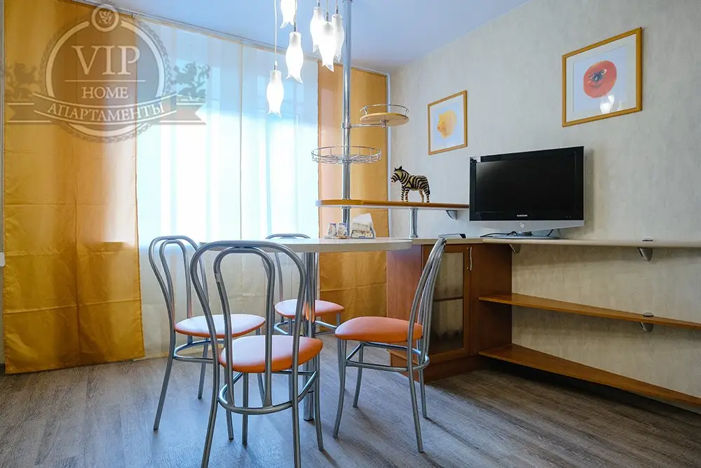 Томск: Апартаменты Viphome на Матросова