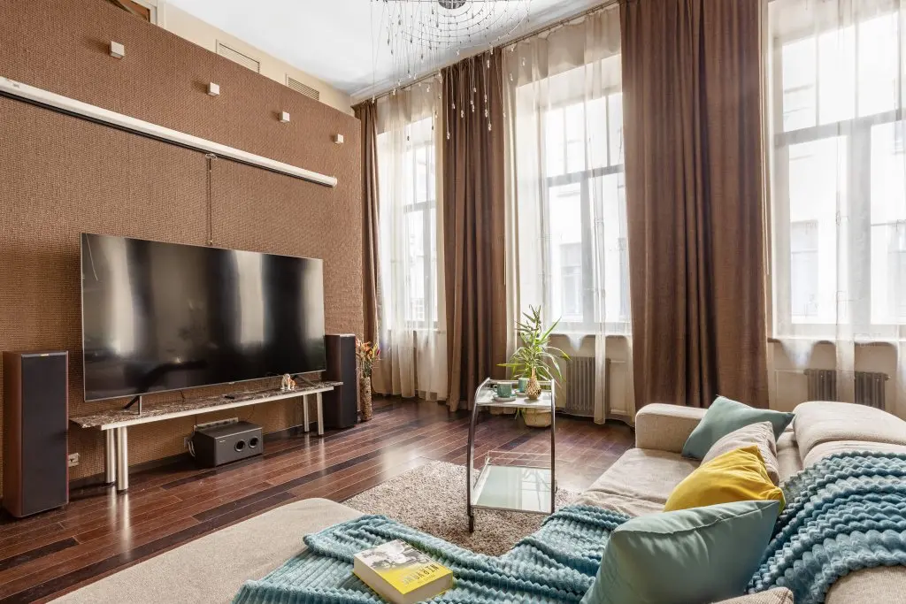Санкт-Петербург: Апартаменты MyhomeYourhome на Таврической 11