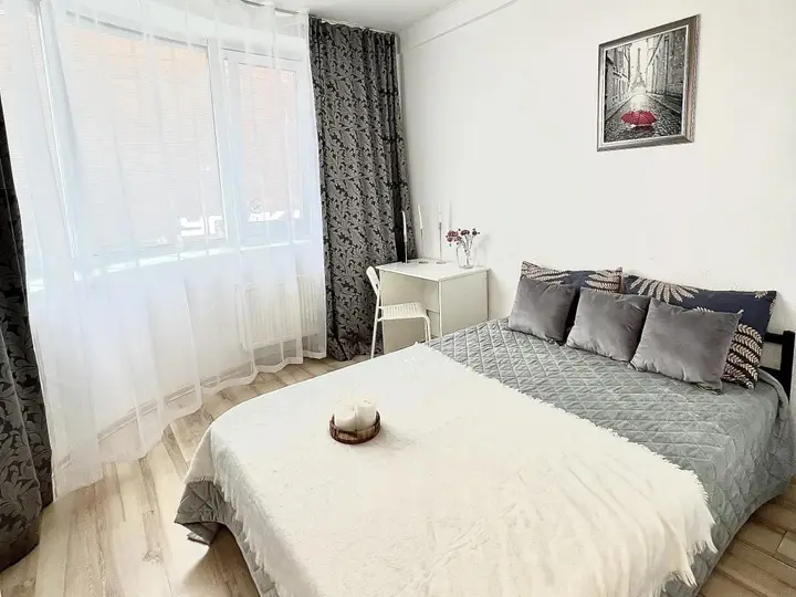 Екатеринбург: Pashk Inn Apartments (Пашк Инн Апартментс) на улице Степана Разина