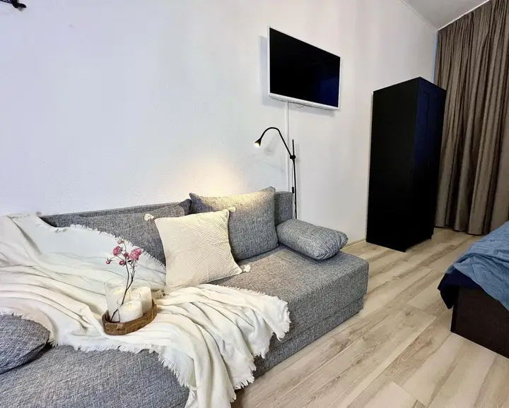 Екатеринбург: Pashk Inn Apartments (Пашк Инн Апартментс) на улице Степана Разина