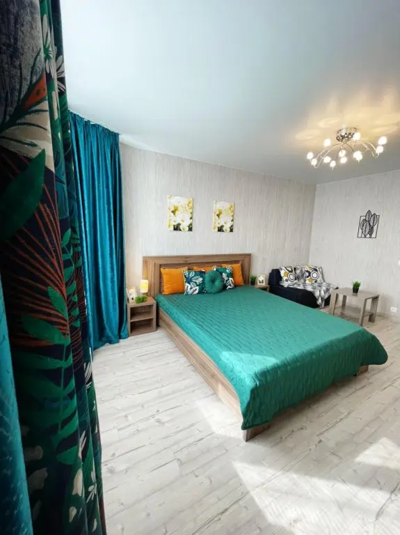 Тюмень: Апартаменты Kristall Home