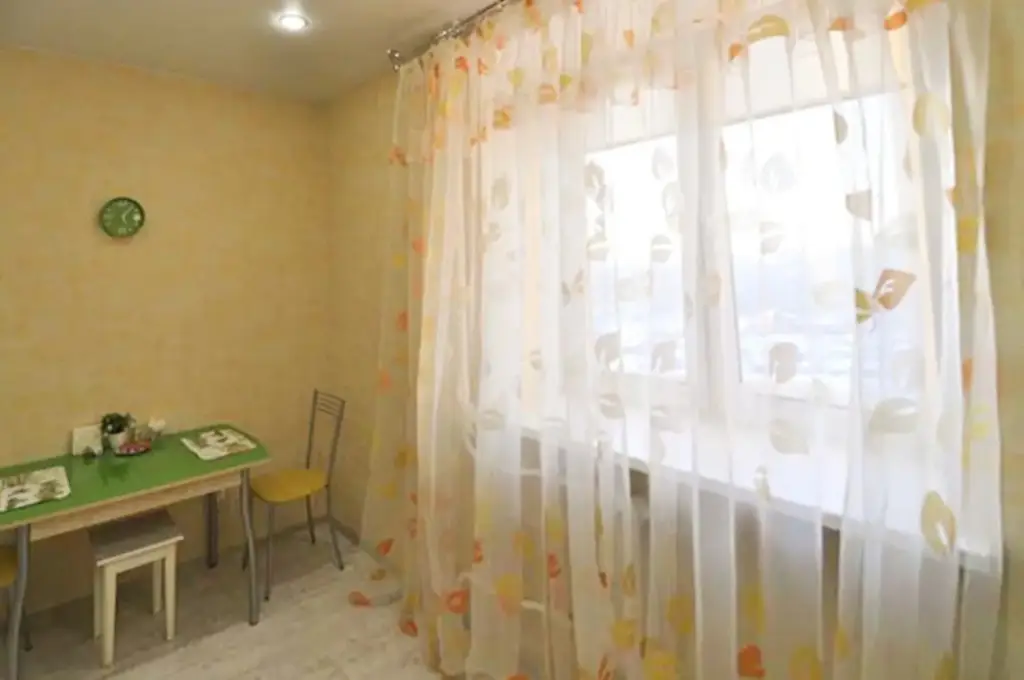 Тюмень: Апартаменты Atma House на Мельникайте 142А