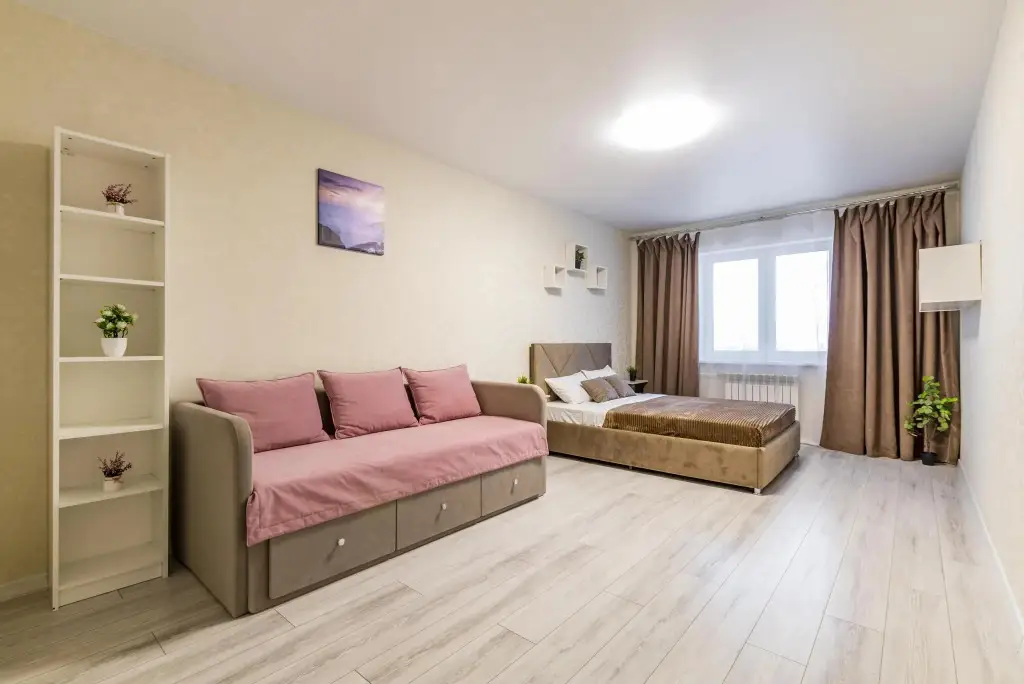 Екатеринбург: DreamHouse на улице Братская 27 корпус 3