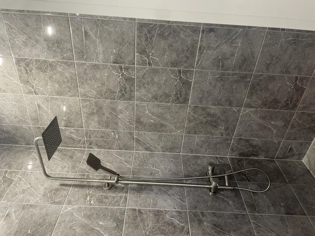 Дно: Уютный дом