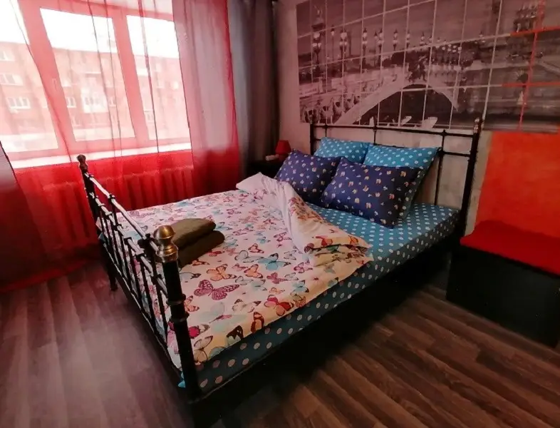 Омск: Апартаменты Набережная Иртыша