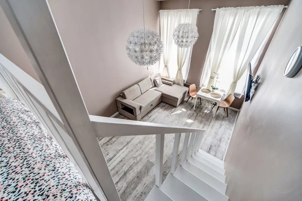 Санкт-Петербург: Апартаменты SweetHome на Восстания 7