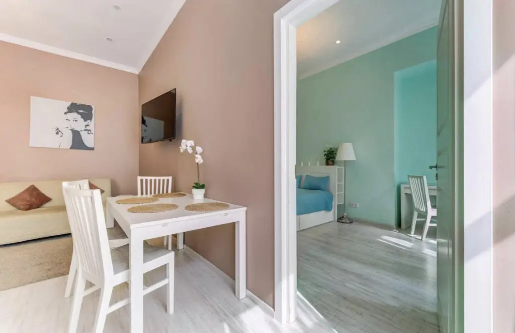 Санкт-Петербург: Апартаменты SweetHome на Мойке 44