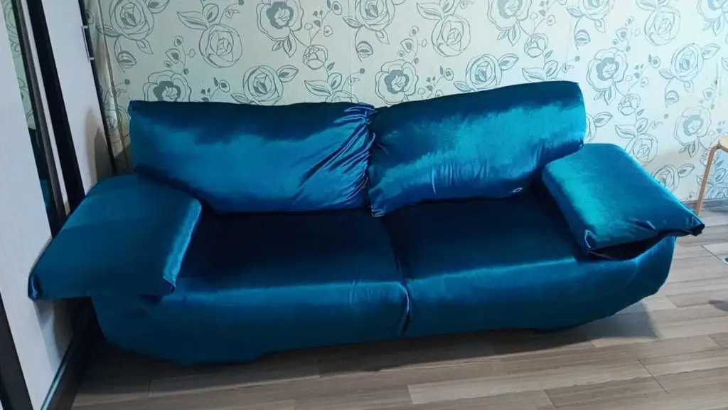 Москва: Moment House on Ivan Franko Street 34