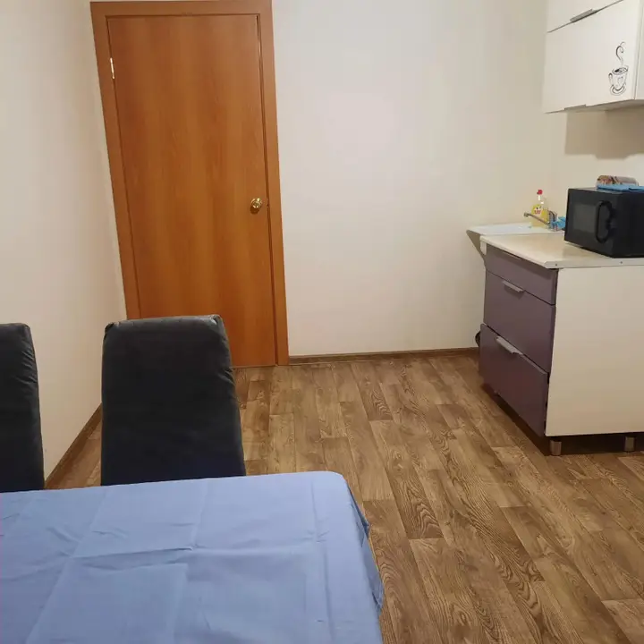 Первоуральск: Иляна на улице Сакко и Ванцетти