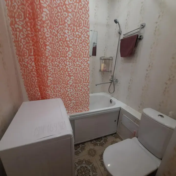 Первоуральск: Иляна на улице Ленина 13Б