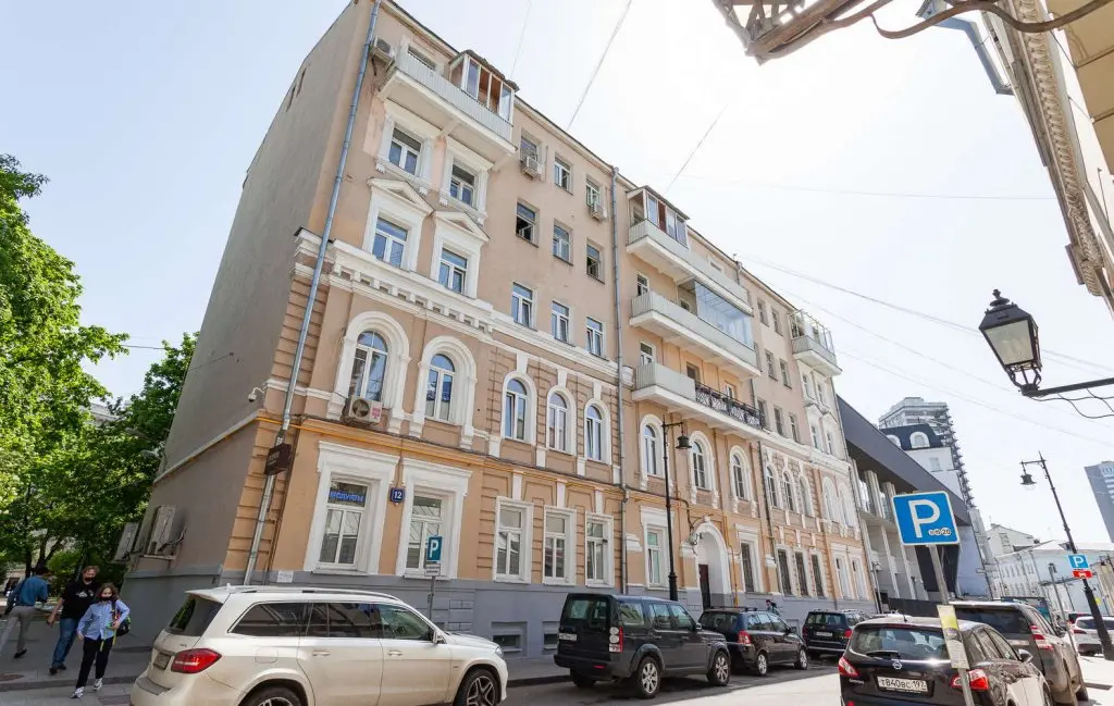 Москва: Апартаменты Брусника Арбат Борисоглебский переулок 12