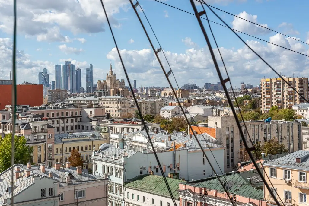 Москва: Апартаменты Мансарда Рядом с Красной Площадью