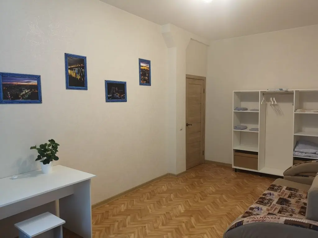 Новосибирск: Квартира Просторная Двушка в Центре Левобережья у Монумента Славы