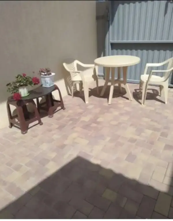 Витязево: V Vityazevo Guest House