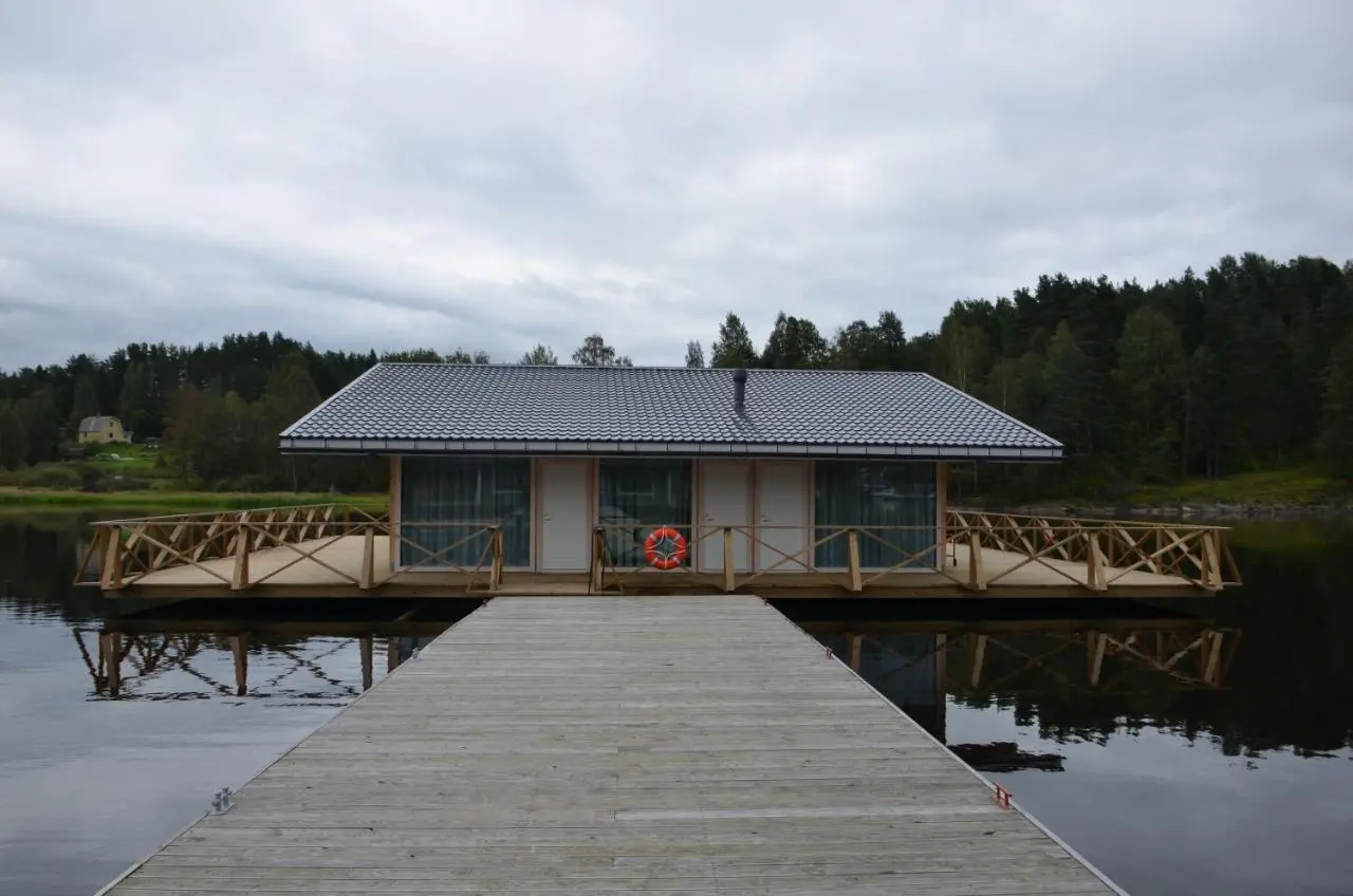 Куркиёки: Houseboat Rauhala 2