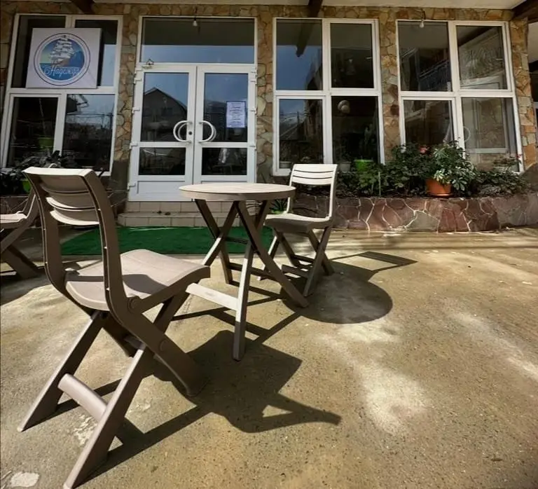 Сочи: Меблированные комнаты Nadezhda Beach