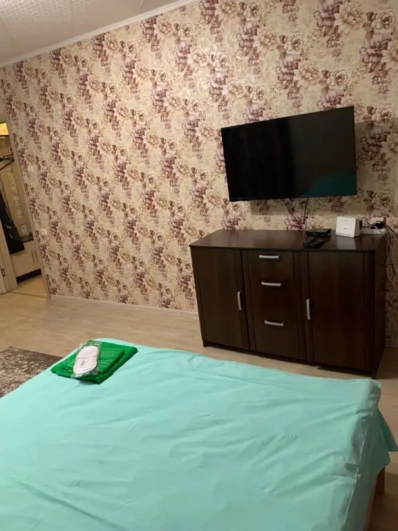 Норильск: Апартаменты на Кирова 18