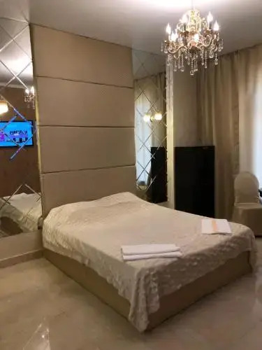 Саратов: Otel Snoff