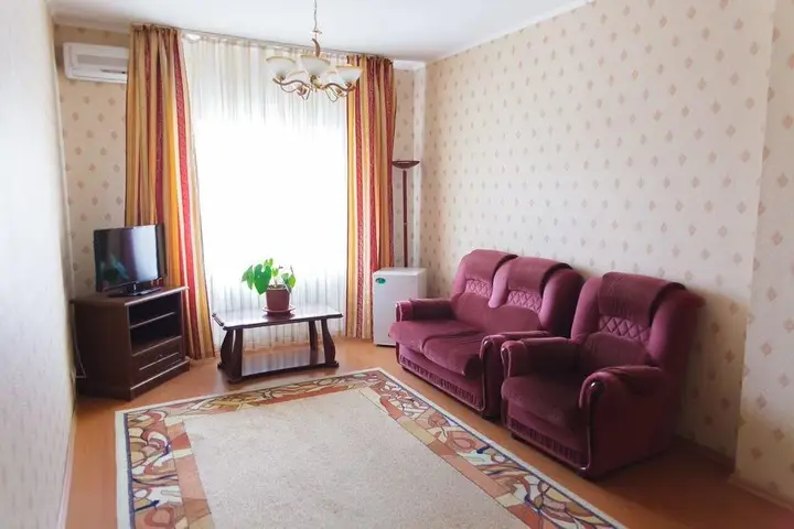 Атырау: Laeti Hotel