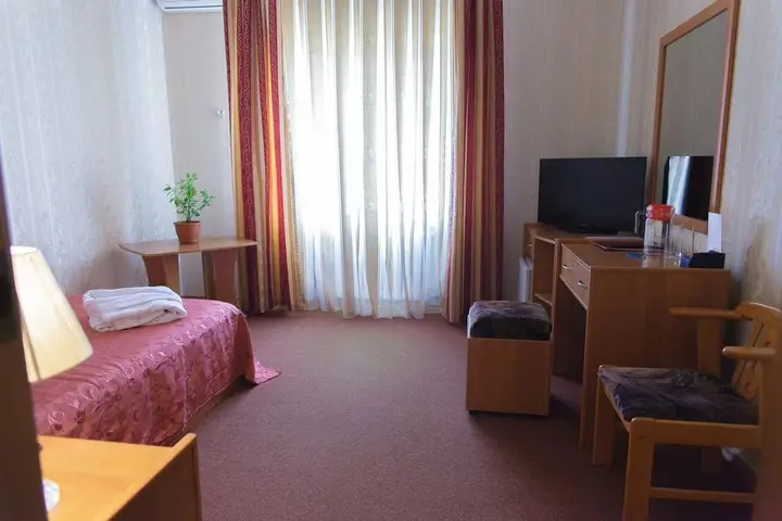 Атырау: Laeti Hotel