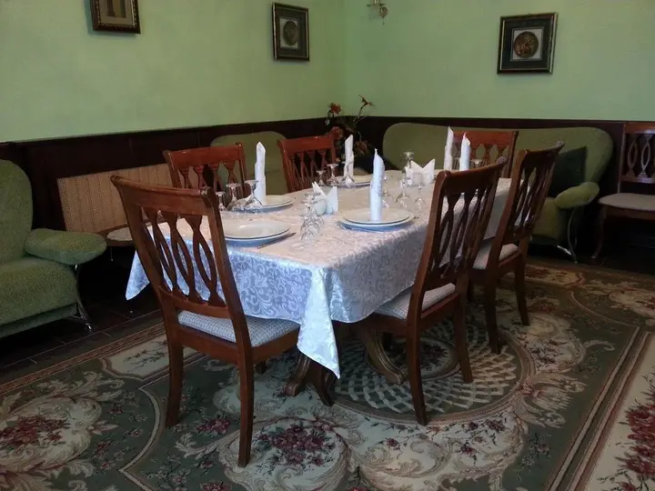 Атырау: Laeti Hotel