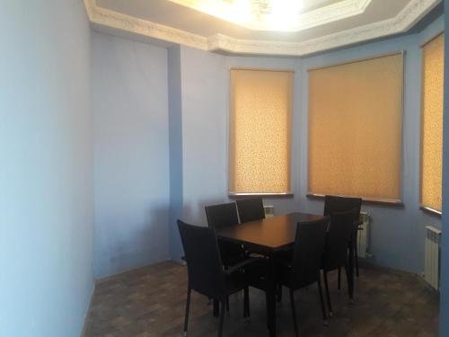 Алматы: Business Drive Hostel