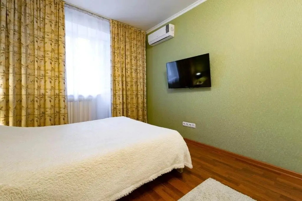 Алматы: Nadezhda Apartment on Gogolya 117