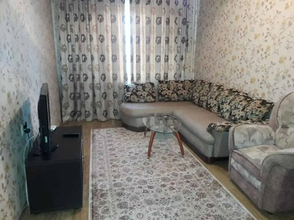Актау: Apartment in 7 mikrorayon