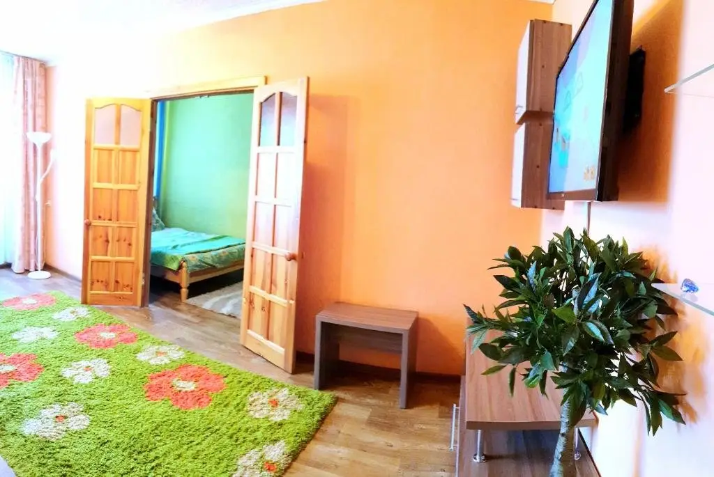 Усть-Каменогорск: Apartment naprotiv Dvortsa Sporta na Nazarbaeva 1