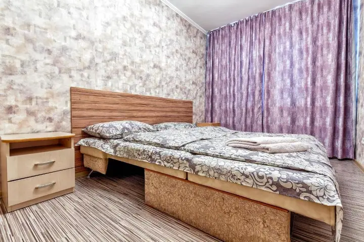 Алматы: 411 Vmestitel'nye apartamenty v tsentre Otlichno podhodjat dlja komandirovannyh i turistov