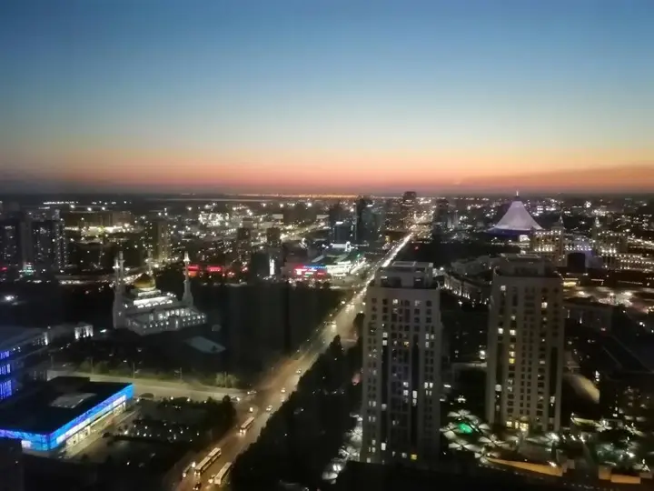 Астана: Apart Hotel 36 etazh