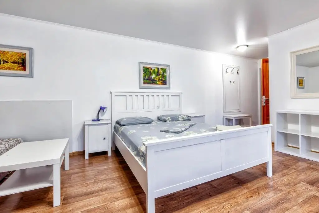 Алматы: 426 Apartamenty v Zolotom kvadrate v tsentre Otlichno podhodjat dlja komandirovannyh i turistov
