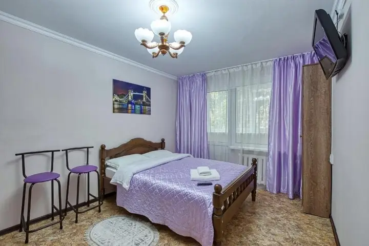 Алматы: Apartamenty na ulitse Klochkova, 128