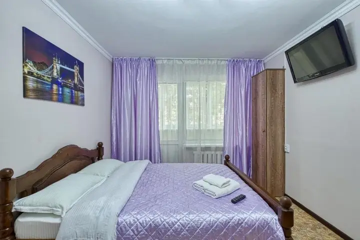 Алматы: Apartamenty na ulitse Klochkova, 128