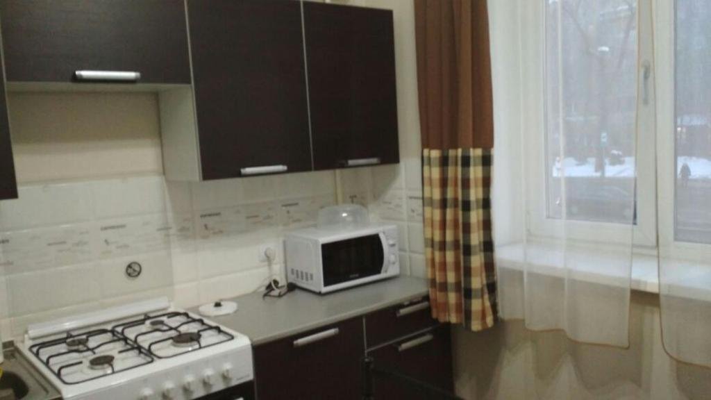 Алматы: ulitsa Tole Bi 125 Apartamenty