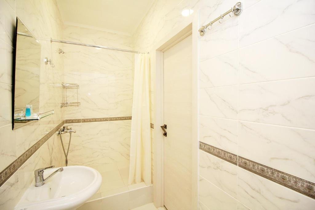 ZhK Raduzhnyj bereg apartamenty bliz aeroporta RB343 — фото 1