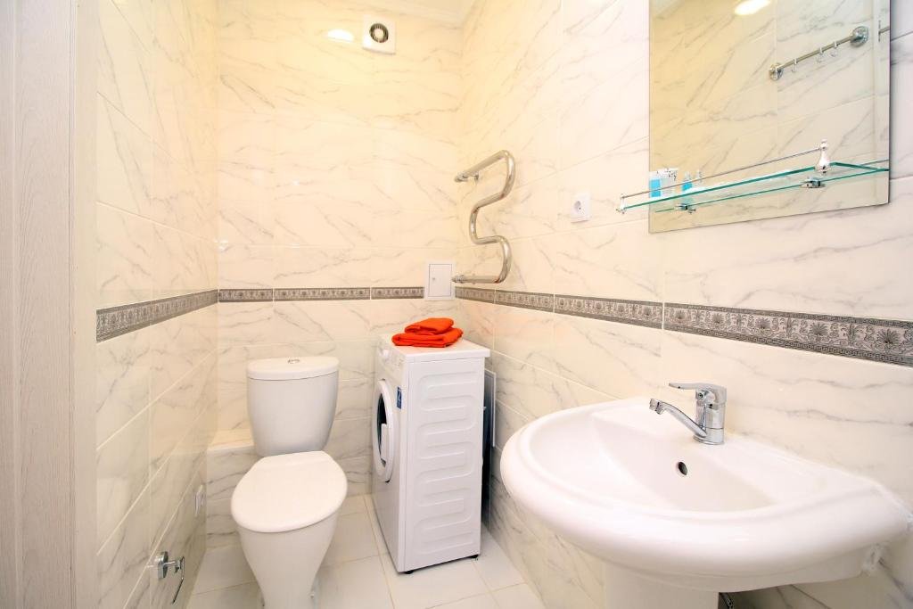 Алматы: ZhK Raduzhnyj bereg apartamenty bliz aeroporta RB343