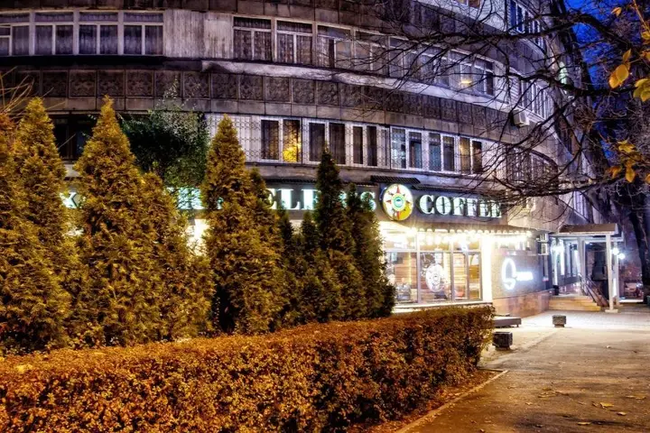 Алматы: 432 Apartamenty v samom tsentre Otlichno podhodjat dlja komandirovannyh i turistov