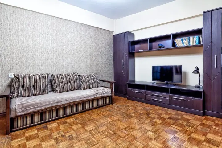 Алматы: 432 Apartamenty v samom tsentre Otlichno podhodjat dlja komandirovannyh i turistov