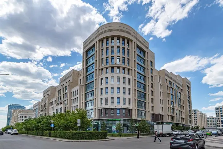 Астана: Apartments LUX 53/141