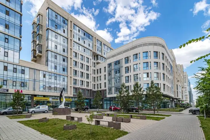 Астана: Apartments LUX 53/141