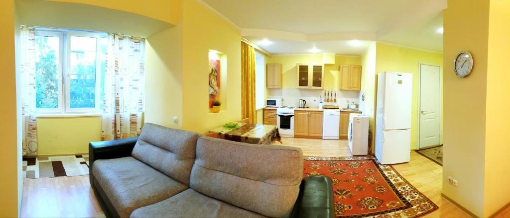 Усть-Каменогорск: Apartment Naberezhnaja Irtysha im.Slavskogo