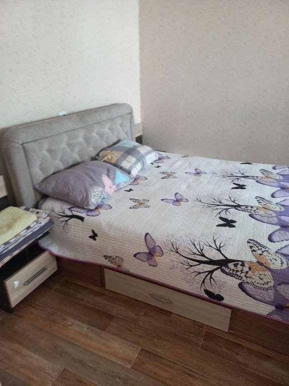 Петропавловск: Apartment in Downtown Jambyla 150