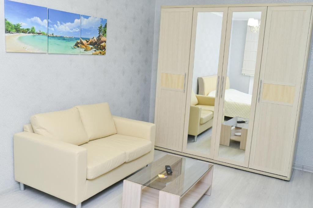 Караганда: Appartments on Bukhar Jhyrau 77/2
