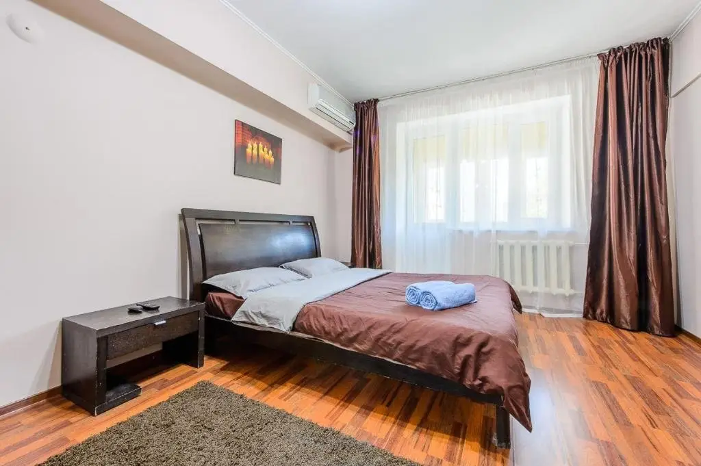 Алматы: Apartments on Tole by 12 app 51