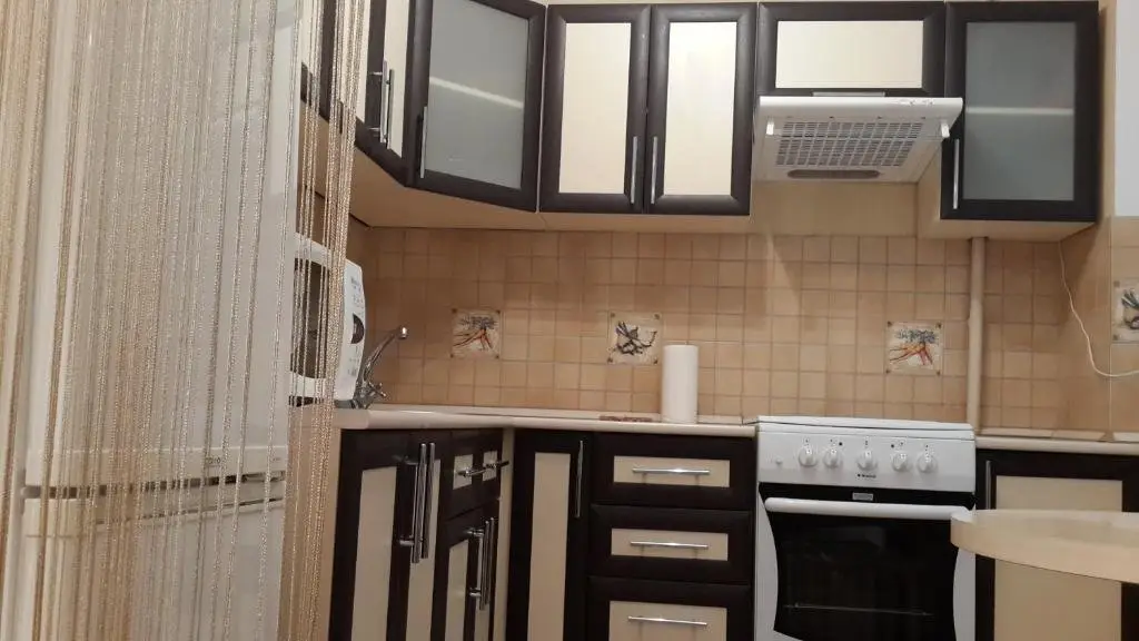 Караганда: Apartment on Krivoguza street