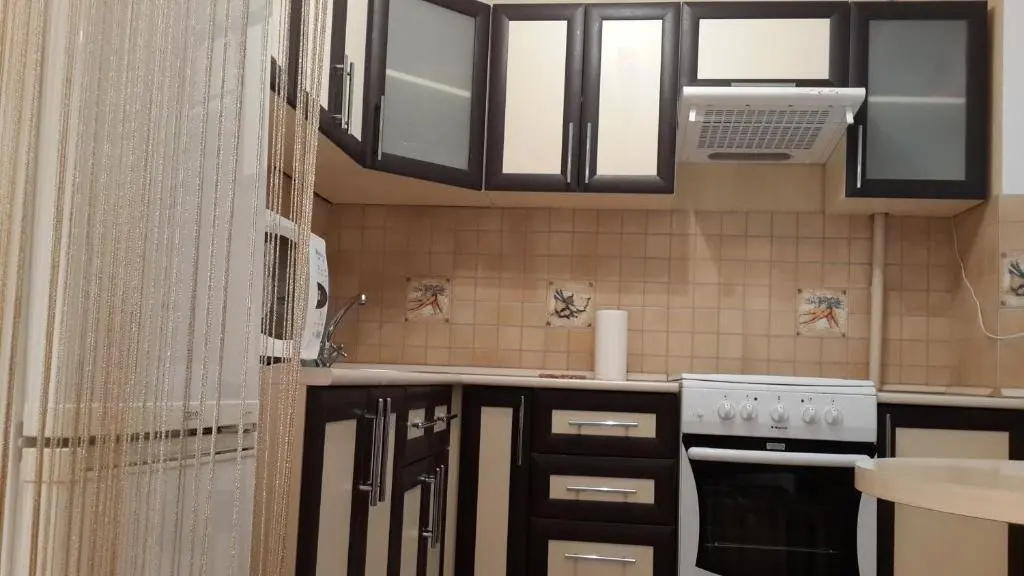 Караганда: Apartment on Krivoguza street