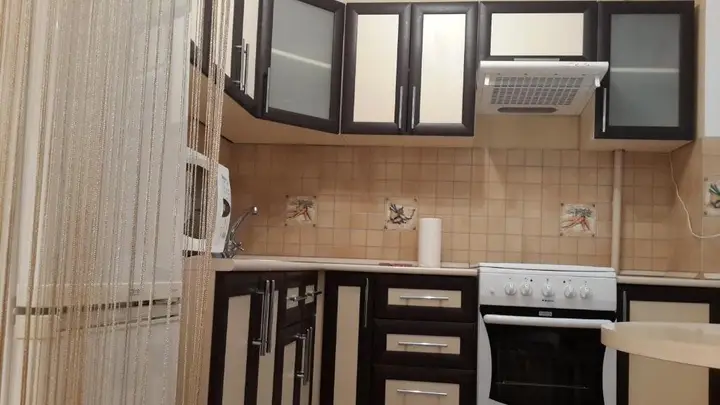 Караганда: Apartment on Krivoguza street